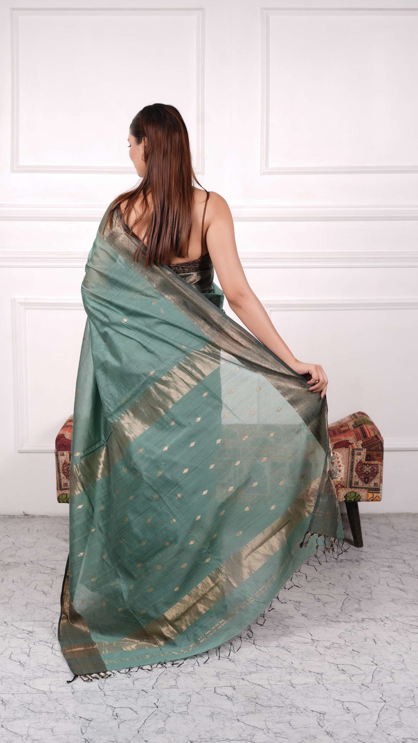 Maheshwar Saree