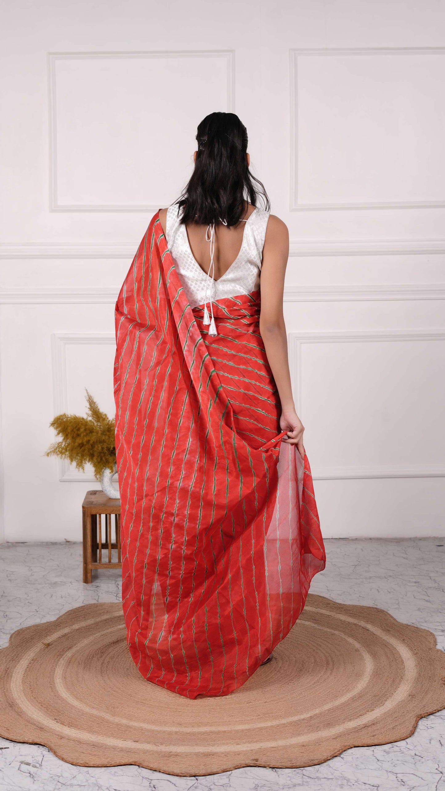 Pure Viscose Chiffon Lehariya Saree, Color-Red w/Green