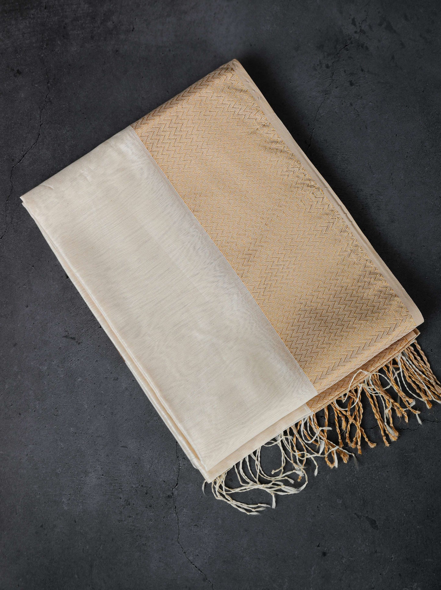 Maheshwar Dupatta