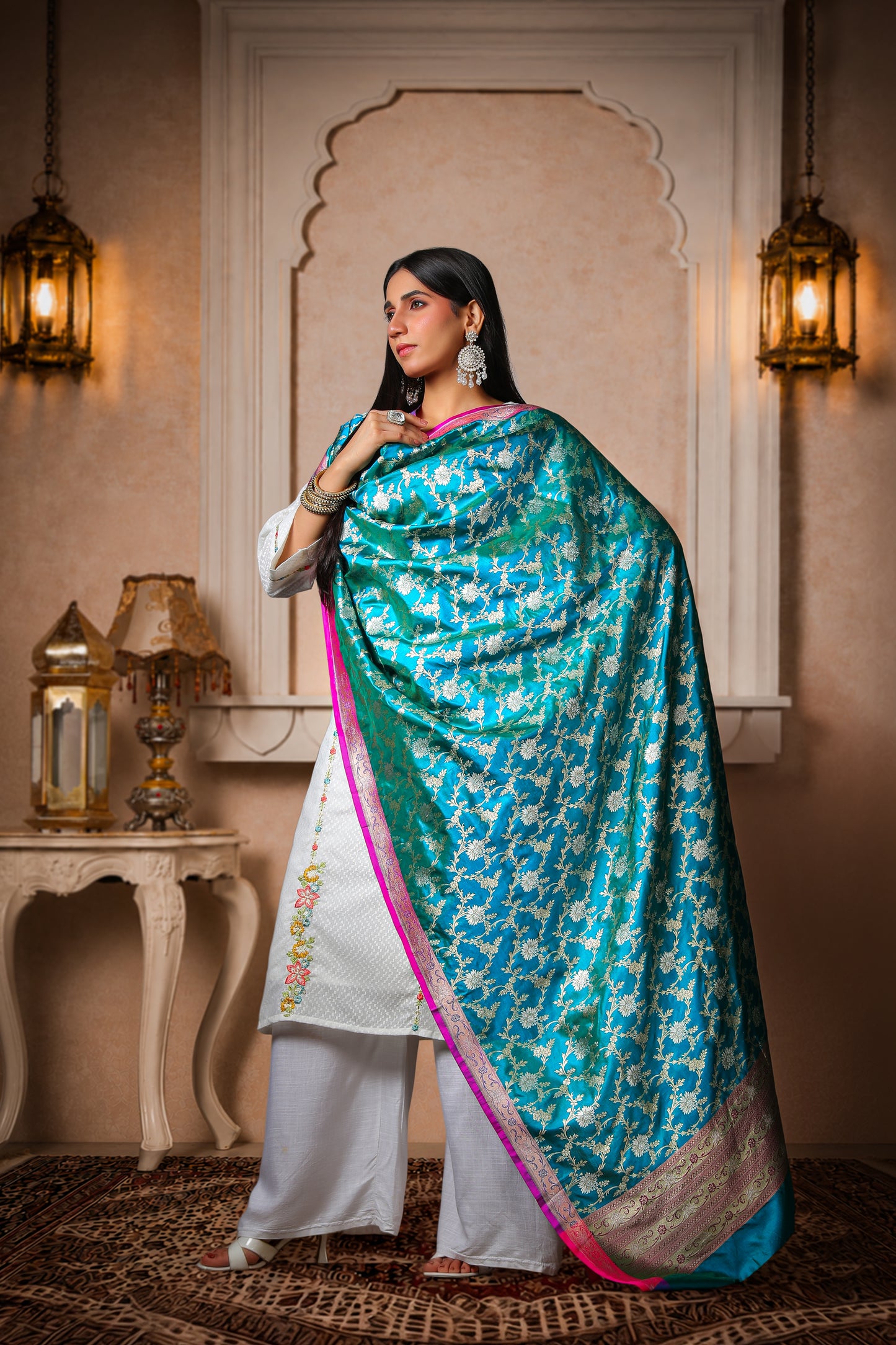 Neelkamal – 100% Pure Silk Banarasi Dupatta in Turquoise