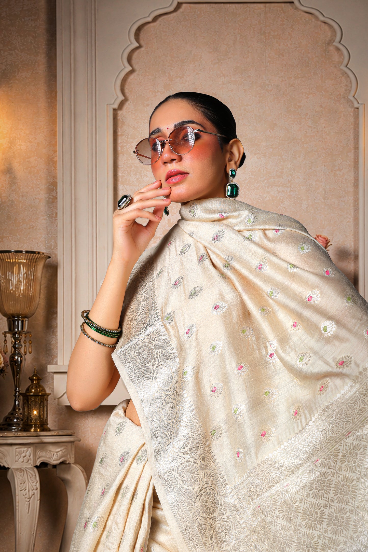 100% Pure Silk Moonga Minakari Banarasi Saree – Beige