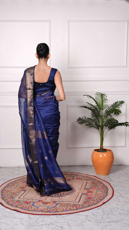 Maheshwar Saree