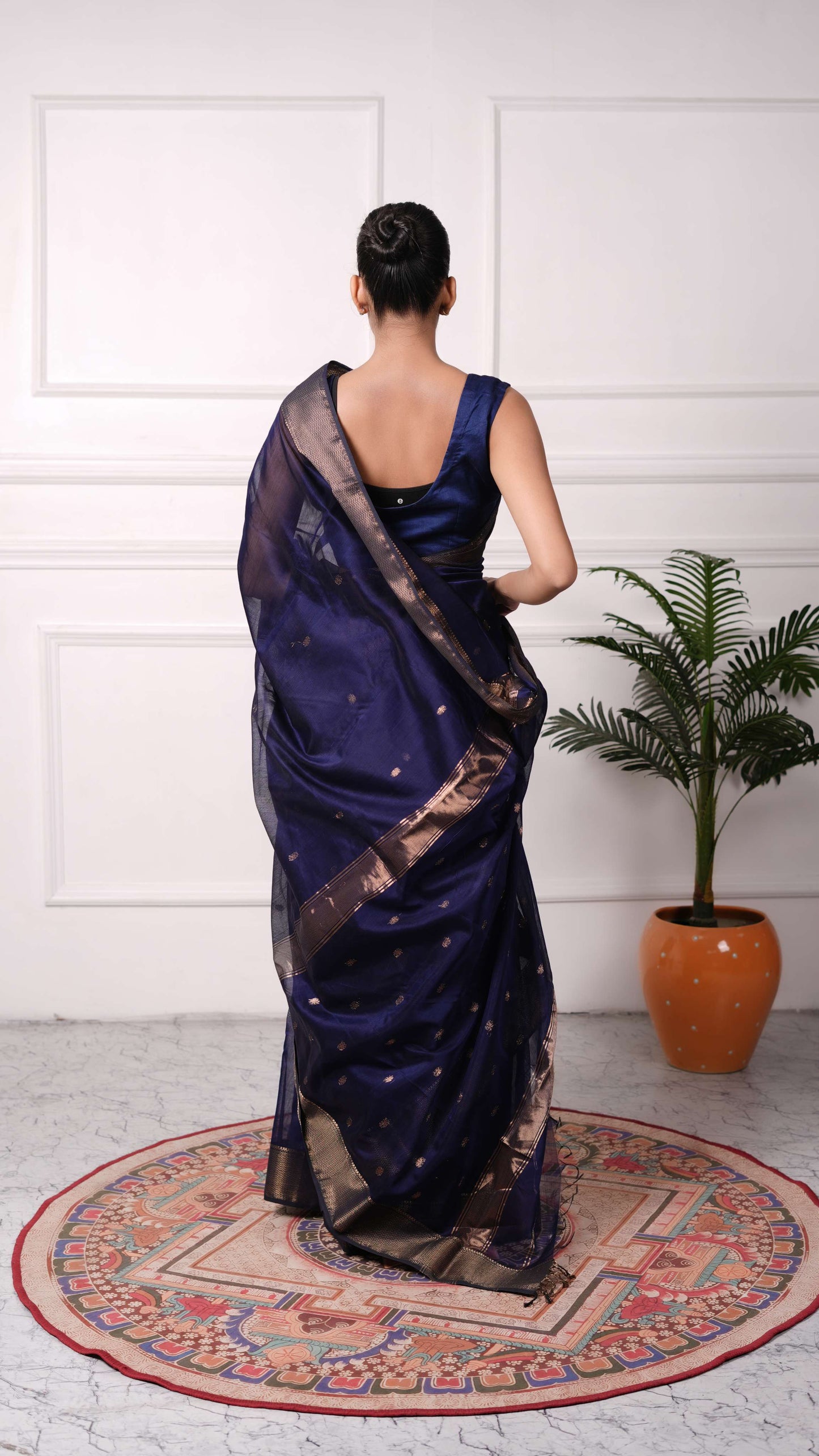 Maheshwar Saree