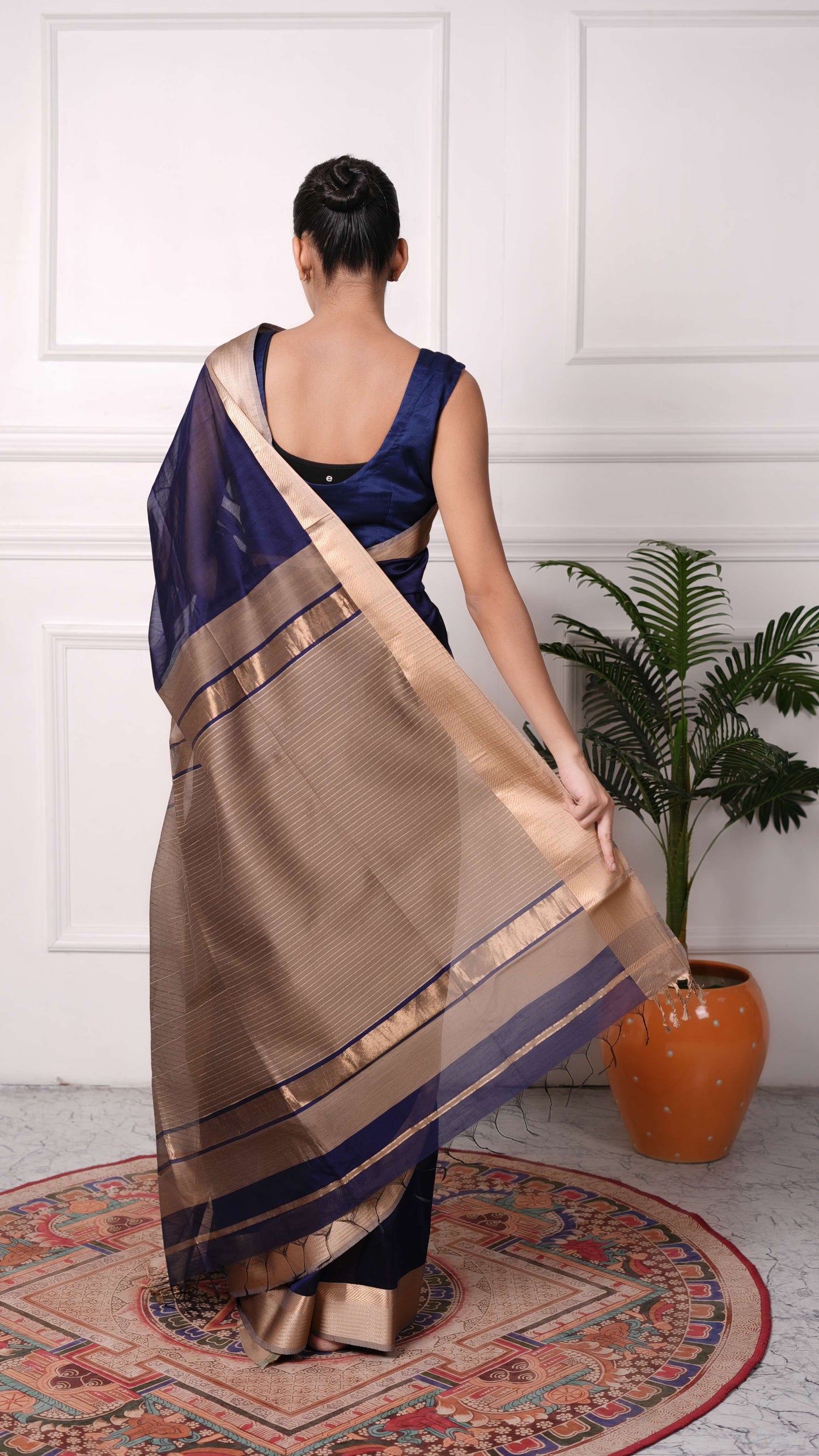 Maheshwar Saree