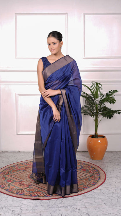 Maheshwar Saree