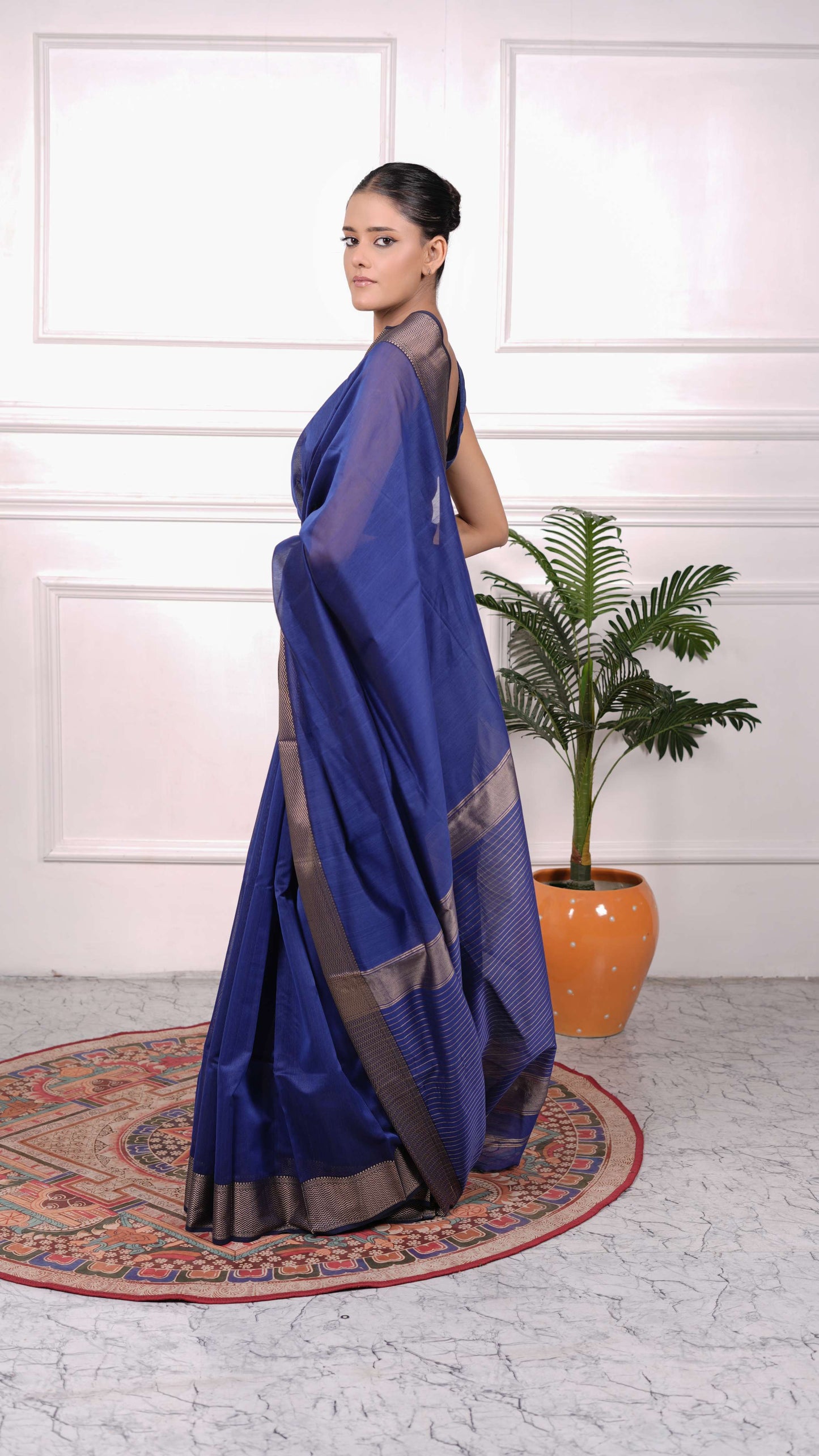 Maheshwar Saree