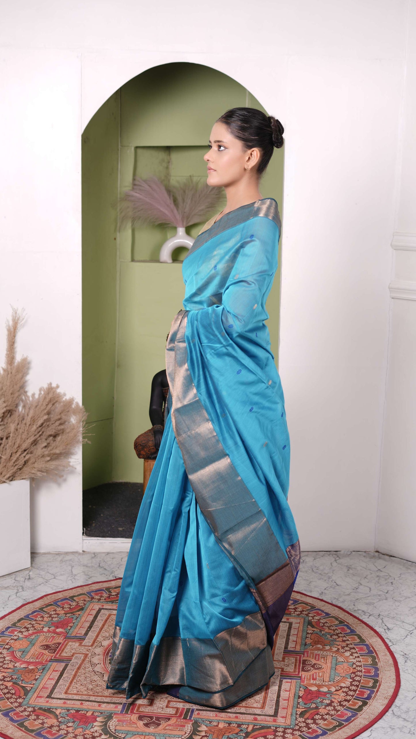 Maheshwar Saree