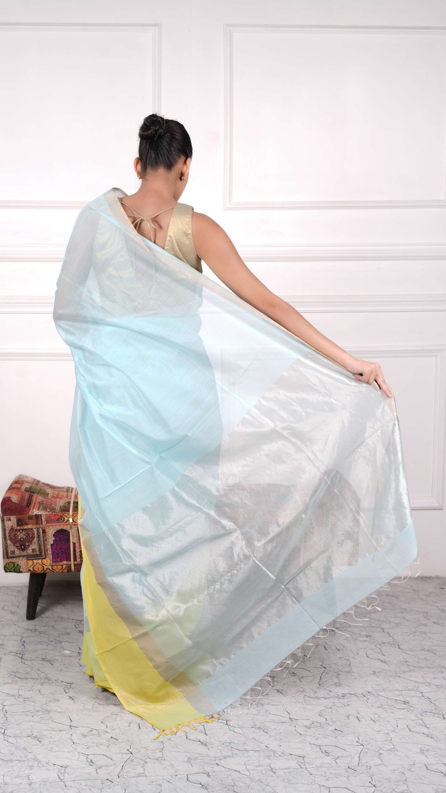 Maheshwar Saree