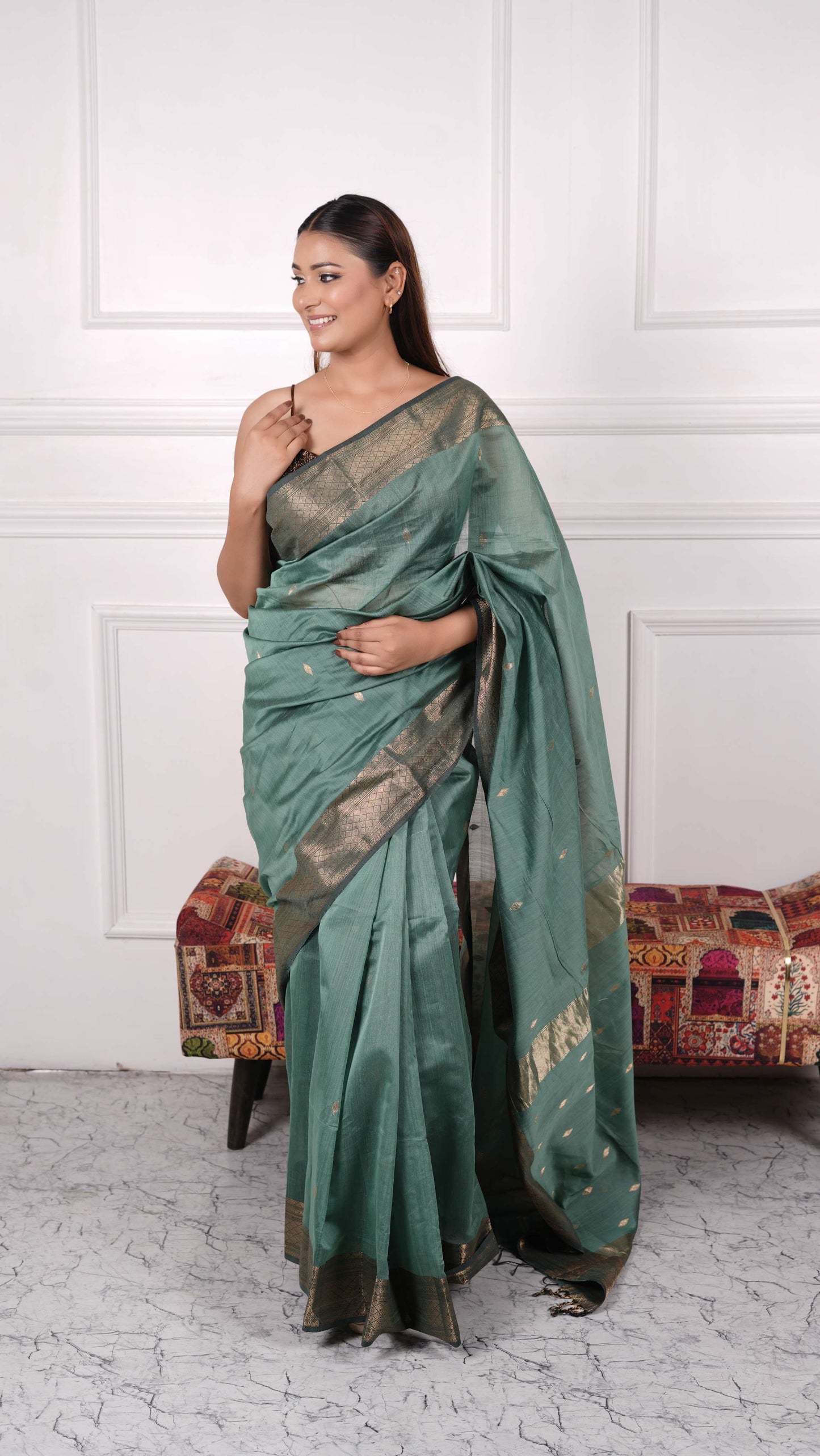 Maheshwar Saree