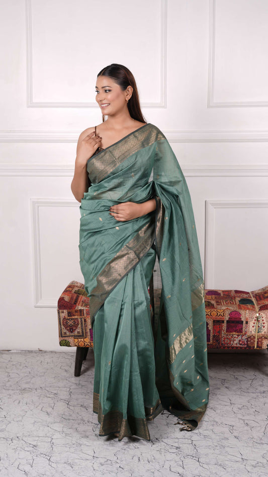 Maheshwar Saree