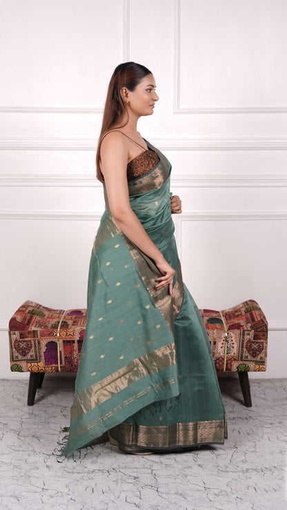 Maheshwar Saree