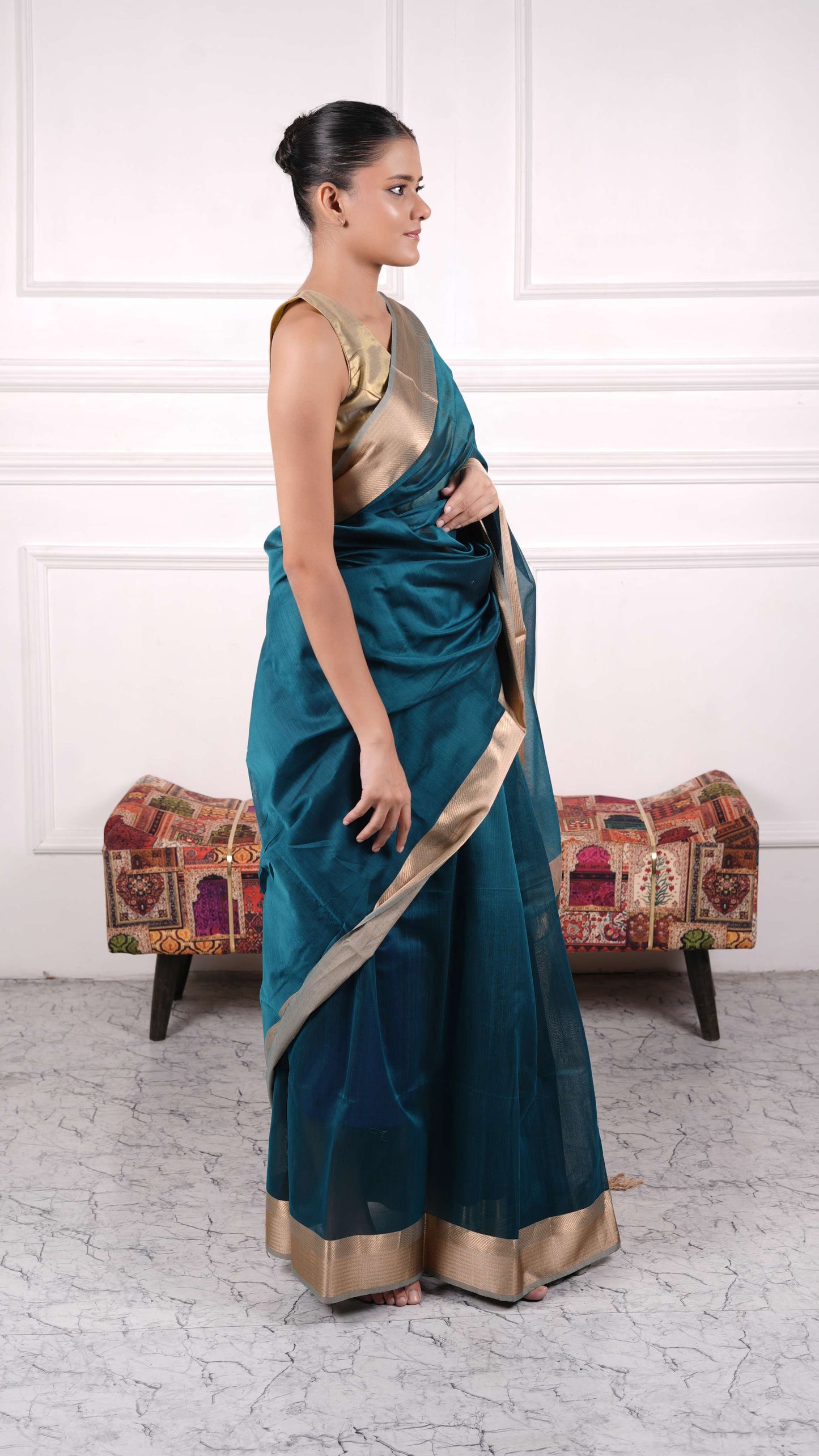 Maheshwar Saree