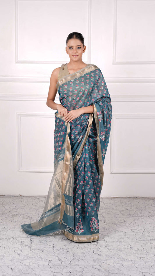 Maheshwar Saree