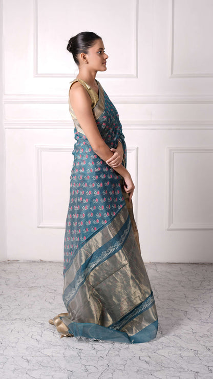 Maheshwar Saree