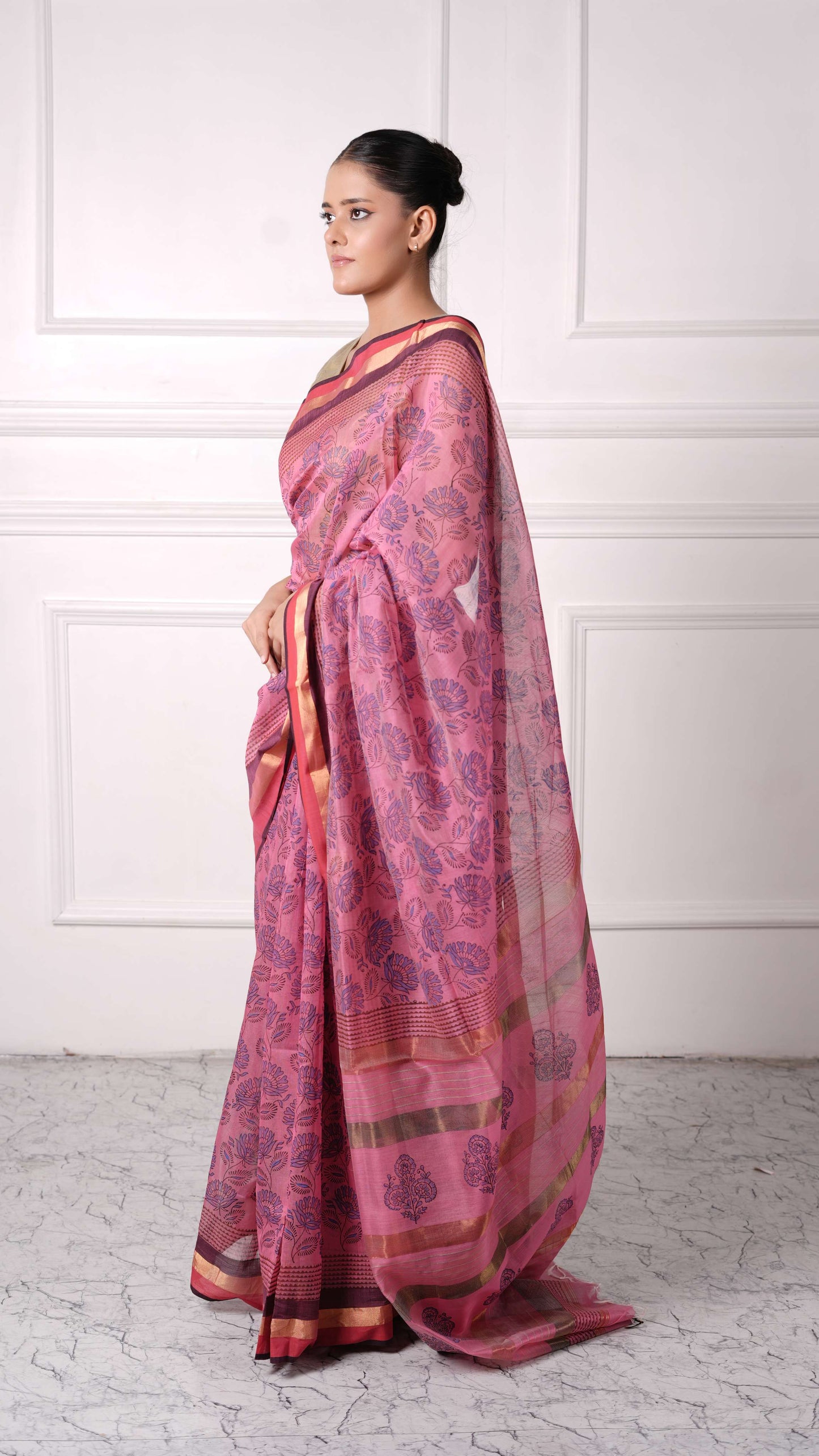 Maheshwar Saree