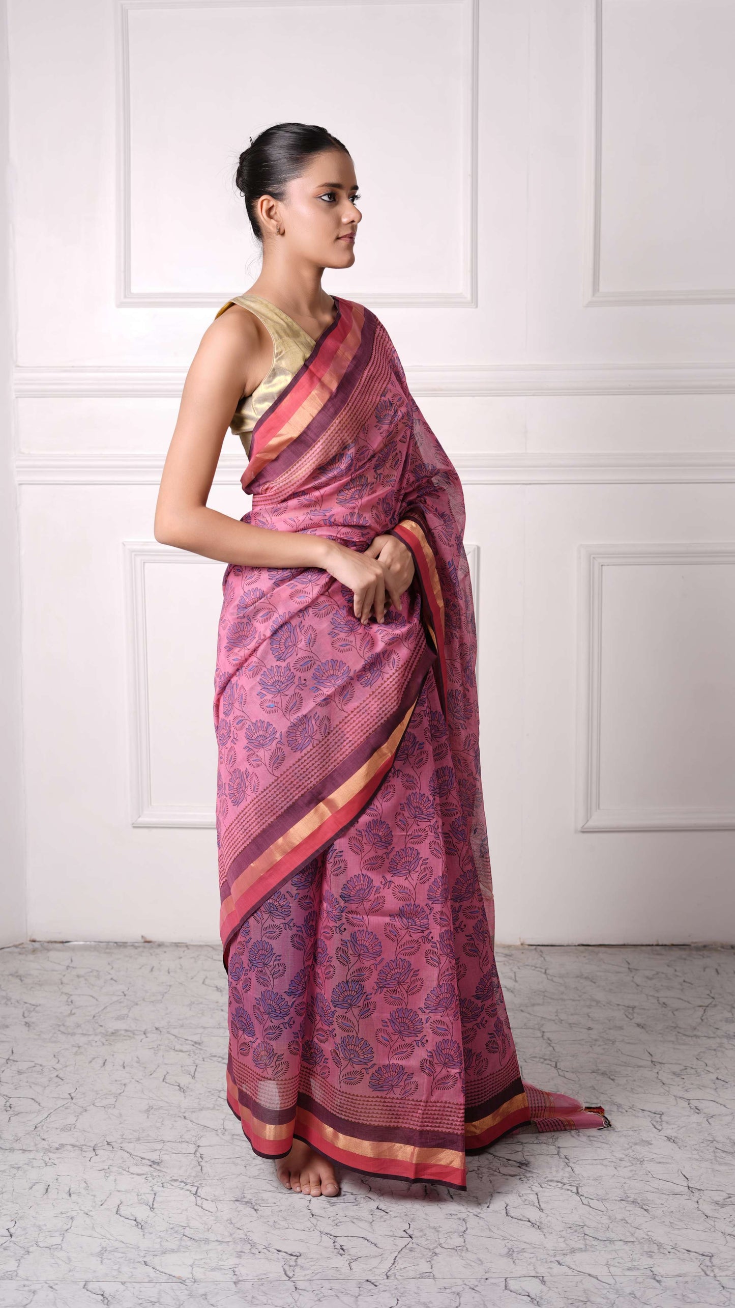Maheshwar Saree
