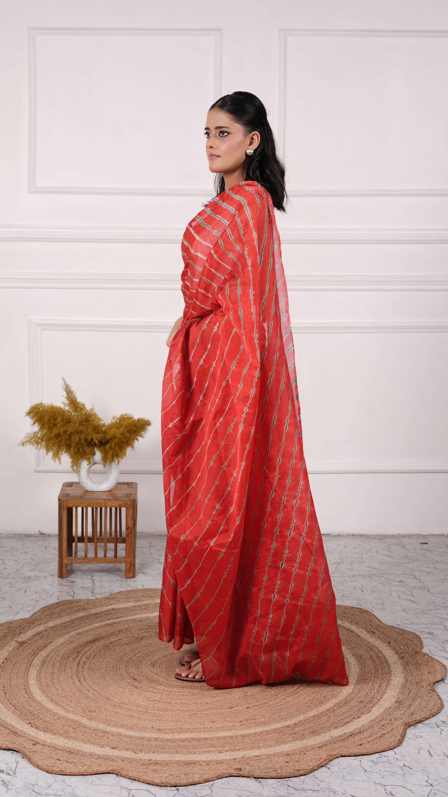 Pure Viscose Chiffon Lehariya Saree, Color-Red w/Green