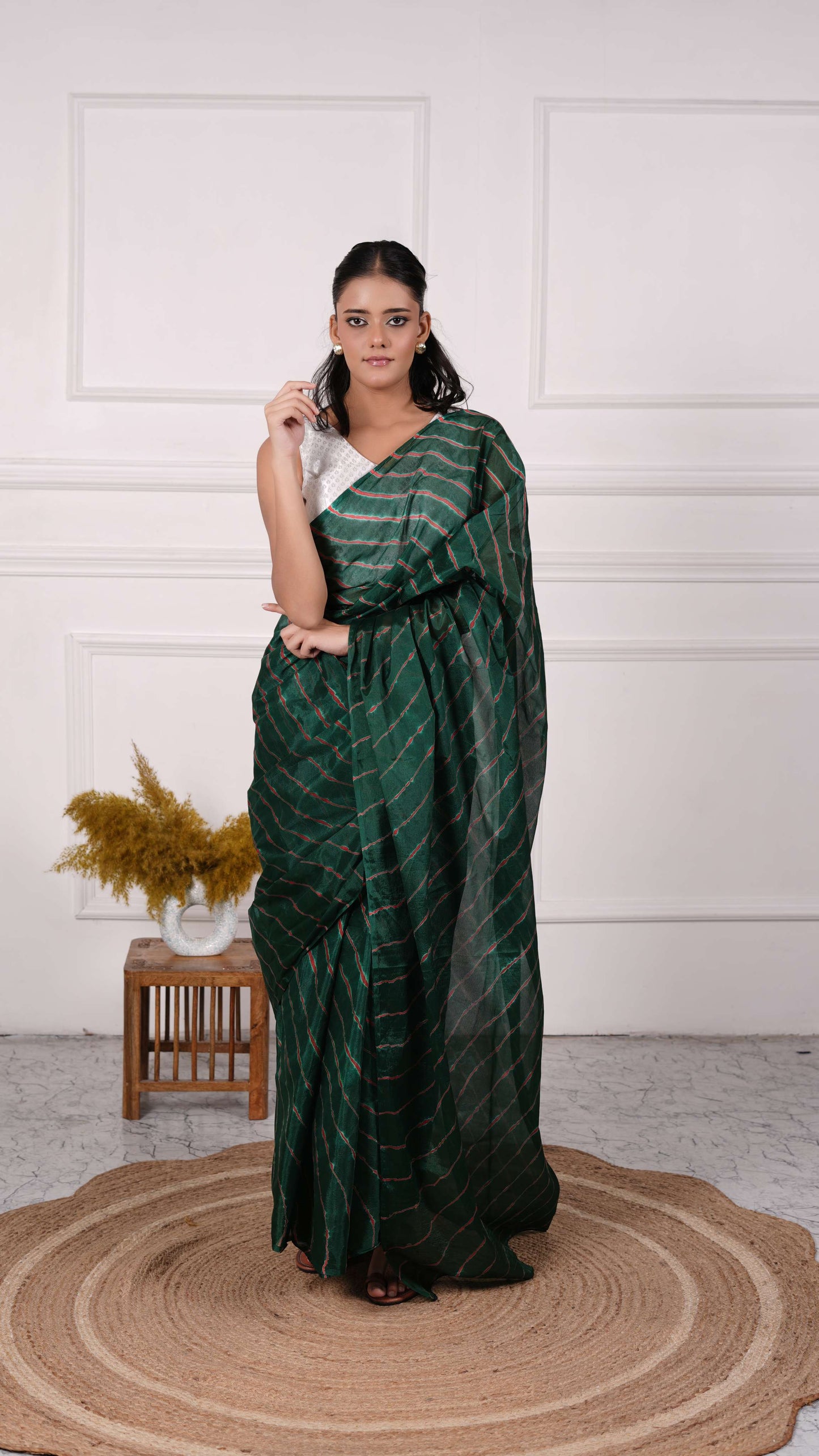 Pure Viscose Chiffon Lehariya Saree, Color-Olive Green w/Red