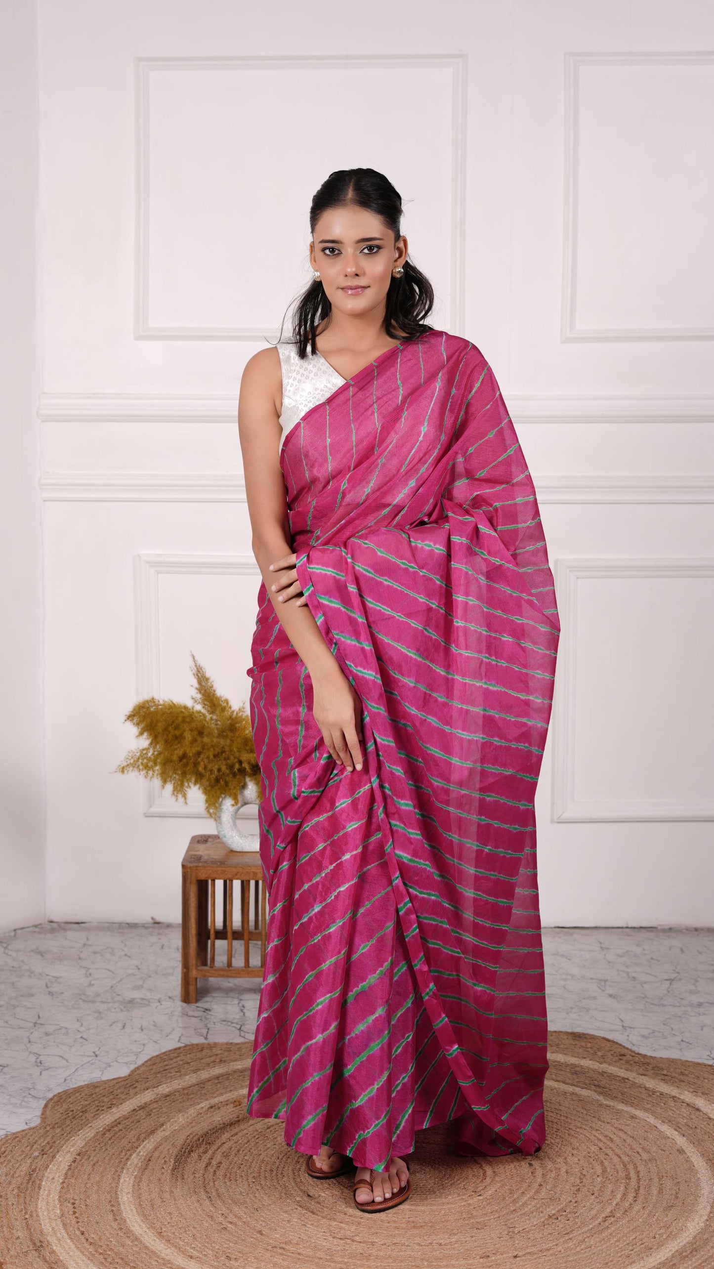 Pure Viscose Chiffon Lehariya Saree, Color-Magenta w/Green