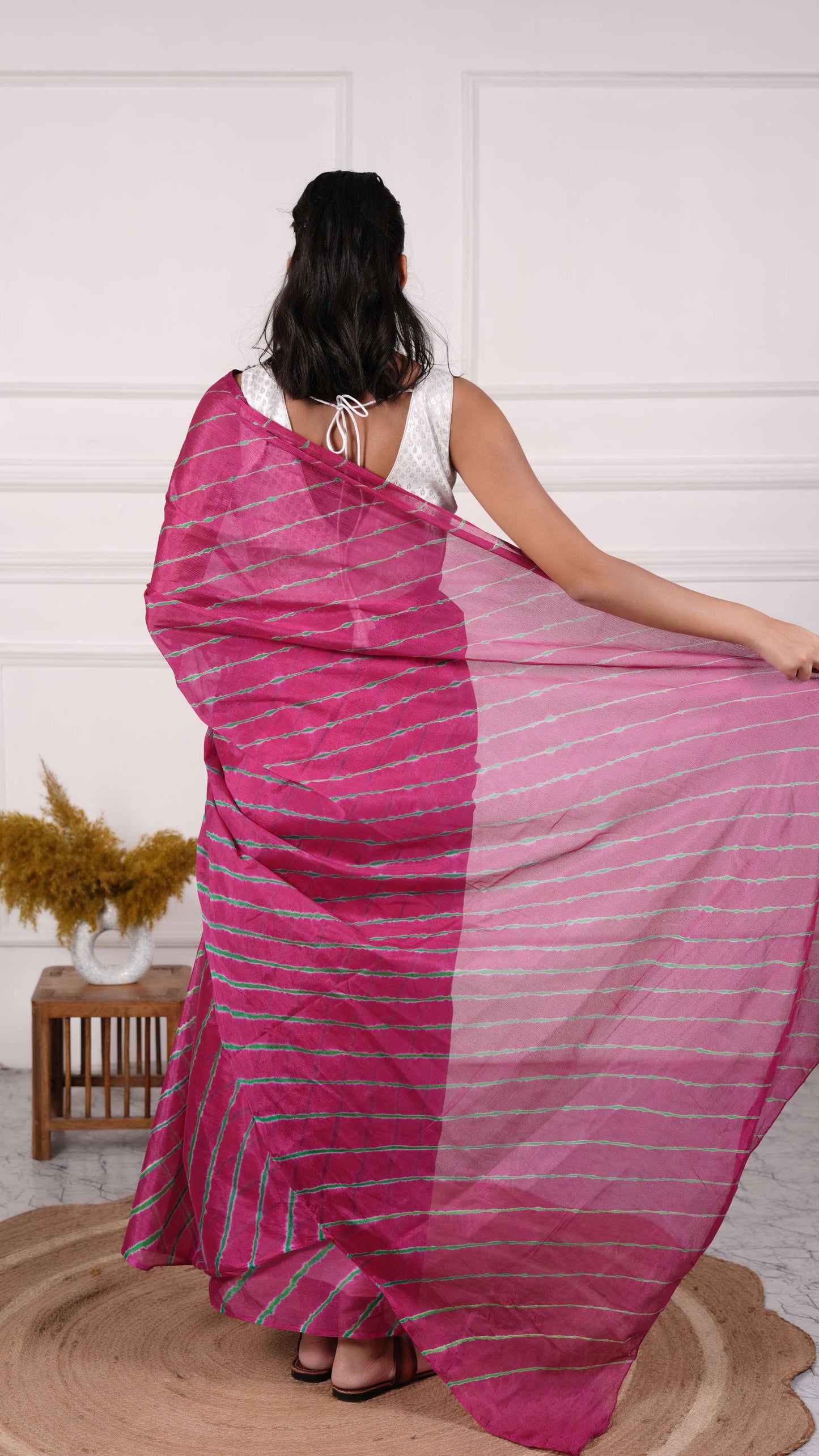 Pure Viscose Chiffon Lehariya Saree, Color-Magenta w/Green